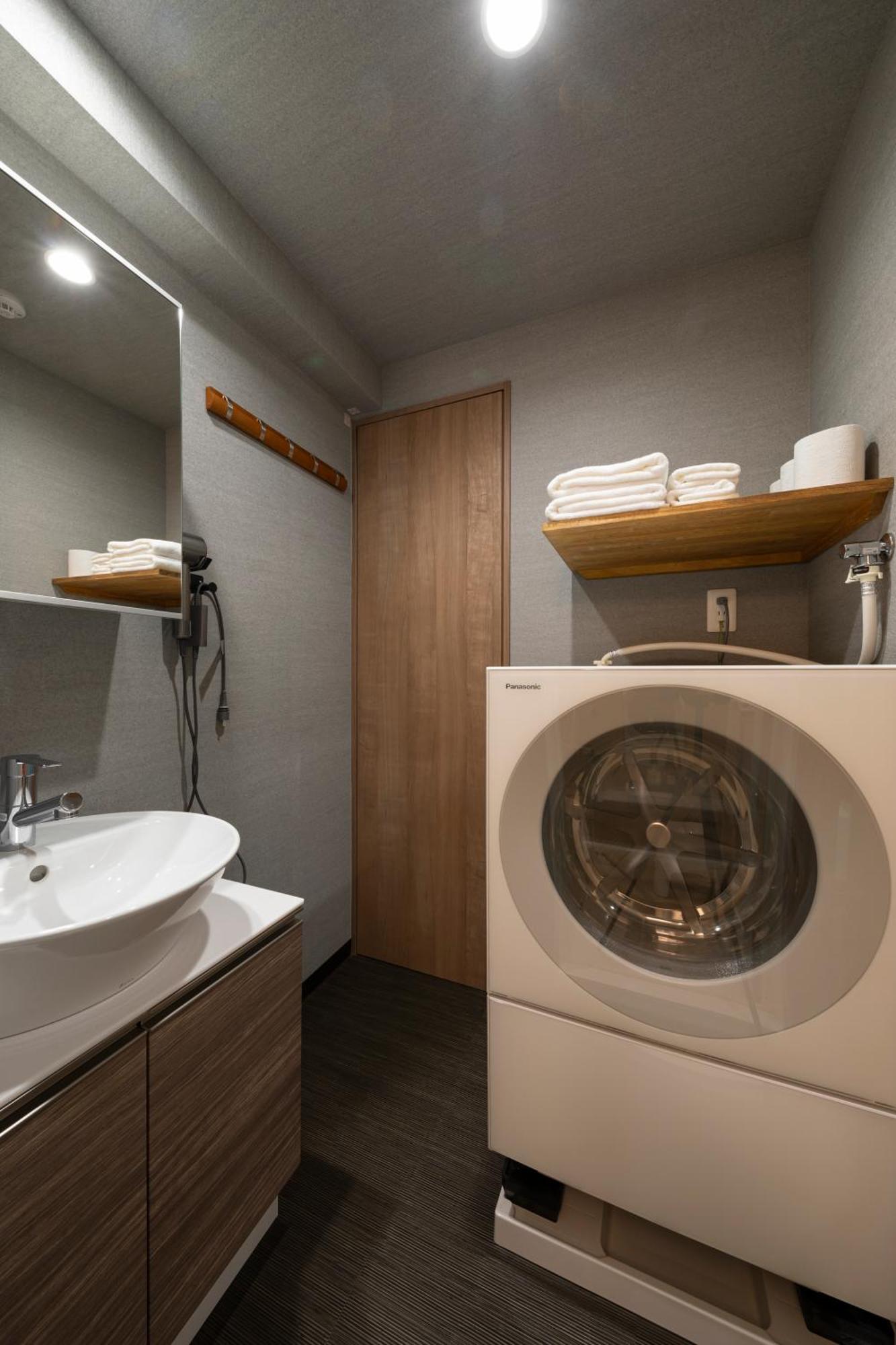 New Open 2024! Shirakabanoyado - Naniwa Apartment Osaka Exterior photo